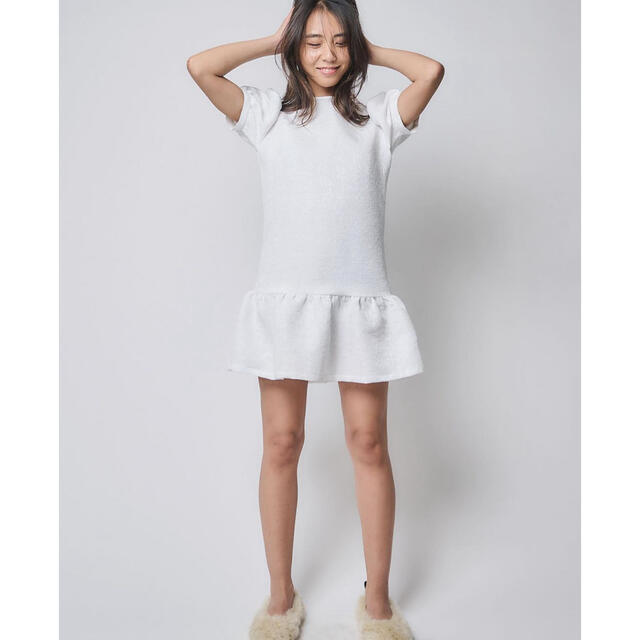 Ron Herman(ロンハーマン)の＜mikomori＞ＰＵＦＦ　ＳＬＥＥＶＥ　ＯＮＥ　ＰＩＥＣＥ／WHITE レディースのワンピース(ミニワンピース)の商品写真