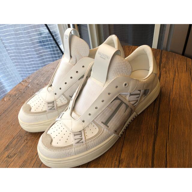 VALENTINO(ヴァレンティノ)のVALENTINO(ヴァレンティノ) スニーカー メンズの靴/シューズ(スニーカー)の商品写真