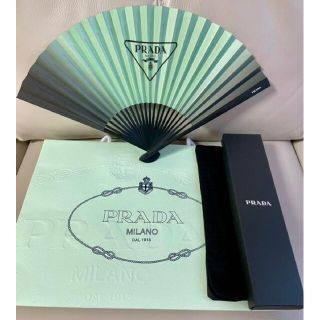 予約販売 PRADA ノベルティ gorilla.family 限定 非売品の通販 扇子 予約販売 PRADA ノベルティ gorilla.family 限定 非売品の通販 扇子