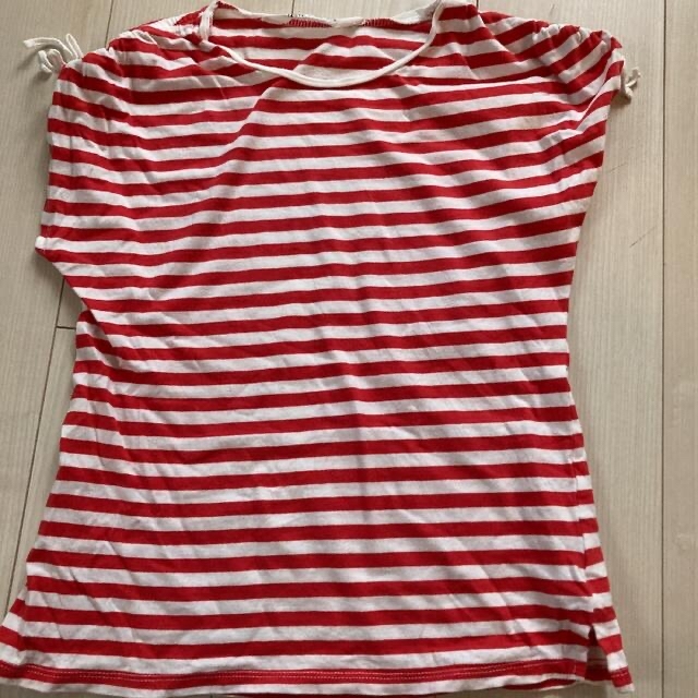 H&M(エイチアンドエム)のH&M 女の子用Tシャツ 8-10歳用 キッズ/ベビー/マタニティのキッズ服女の子用(90cm~)(Tシャツ/カットソー)の商品写真