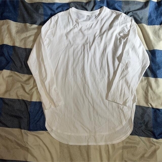 ユニクロ(UNIQLO)のユニクロロングTシャツ，(Tシャツ(長袖/七分))