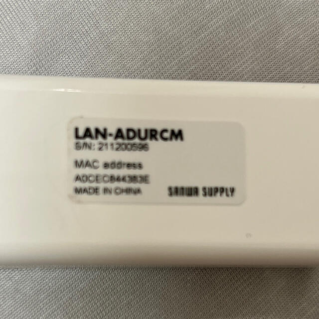 サンワサプライ LAN-ADURCM USB Type C LANアダプタ  スマホ/家電/カメラのPC/タブレット(PC周辺機器)の商品写真
