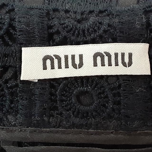 miumiu(ミュウミュウ)のミュウミュウ コート サイズ42 M美品  - 黒 レディースのジャケット/アウター(その他)の商品写真