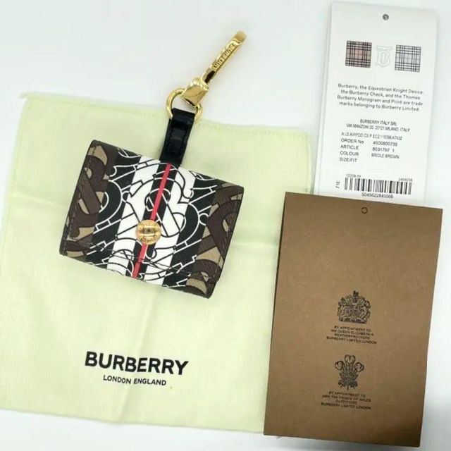 BURBERRY(バーバリー)の新品未使用　バーバリー　モノグラムストライプ　AirPods Pro ケース レディースのファッション小物(その他)の商品写真