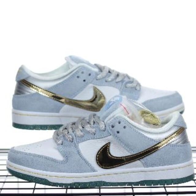 入手困難】Nike SB Dunk Low×ショーンクライバー | eloit.com
