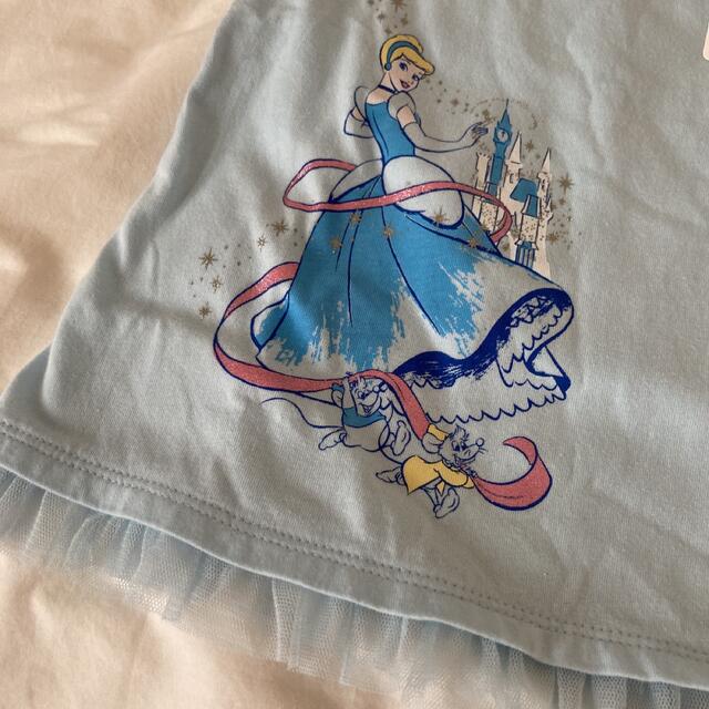 Disney(ディズニー)の新品♡ディズニープリンセス　シンデレラ　Tシャツ　100 ユニクロ キッズ/ベビー/マタニティのキッズ服女の子用(90cm~)(Tシャツ/カットソー)の商品写真