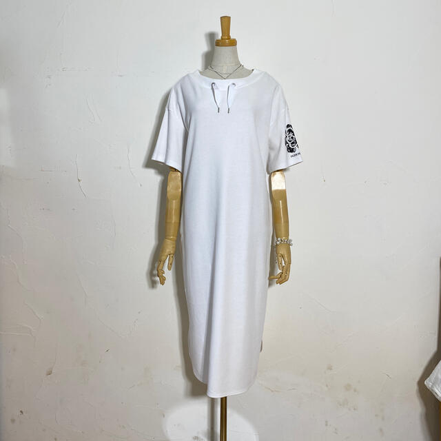 INGEBORG - インゲボルグ  カットソーワンピース　定価2万7830円　数回の着用程度