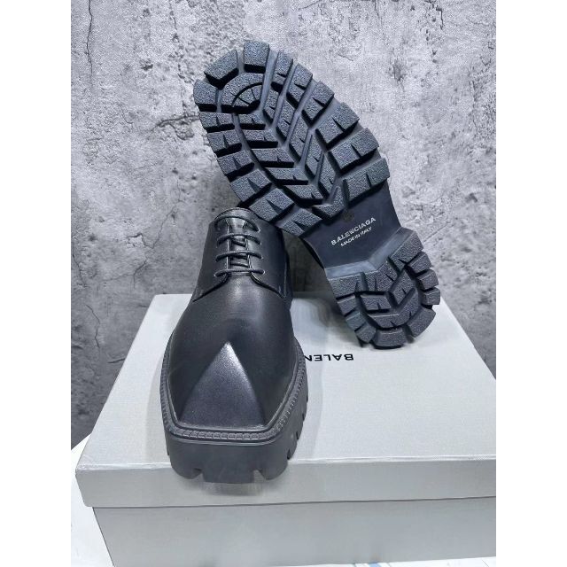 Balenciaga トルーパー　ダービー