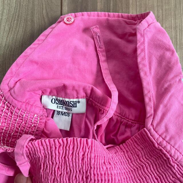 OshKosh(オシュコシュ)のOSHKOSH 18M ピンク花柄ワンピース キッズ/ベビー/マタニティのベビー服(~85cm)(ワンピース)の商品写真