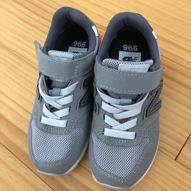 New Balance(ニューバランス)のニューバランス キッズ キッズ/ベビー/マタニティのキッズ靴/シューズ(15cm~)(スニーカー)の商品写真