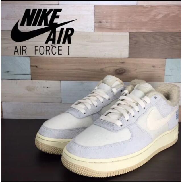 NIKE AIR FORCE 1 '07 LV8 25cm