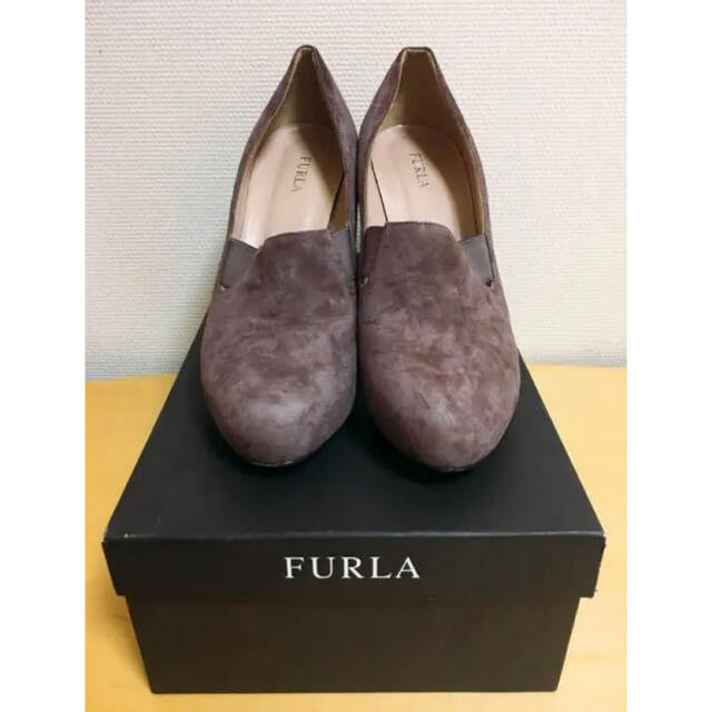 Furla(フルラ)の【美品】FURLAフルラ珍デザイン！パープル系スウェードヒール・箱付き☆ レディースの靴/シューズ(ハイヒール/パンプス)の商品写真