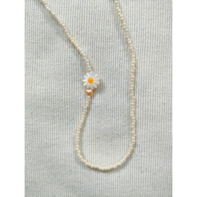 TODAYFUL(トゥデイフル)のMarguerite✕yellowpearlネックレス ハンドメイドのアクセサリー(ネックレス)の商品写真