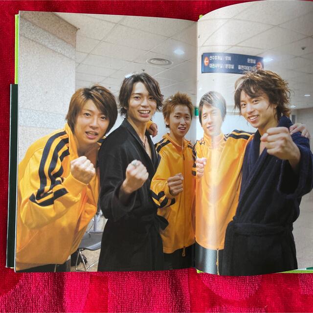 嵐(アラシ)の嵐写真集「Arashi around Asia」 エンタメ/ホビーのタレントグッズ(アイドルグッズ)の商品写真