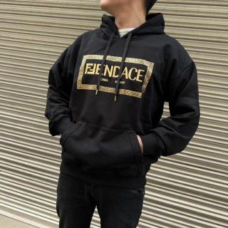 ★新品★フェンダーチェ FENDACE メンズ ロゴ パーカー Lサイズ