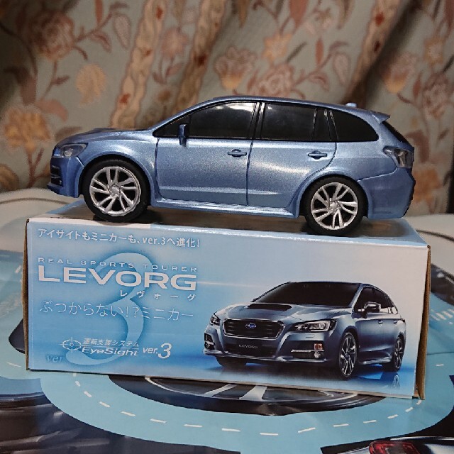 スバル - SUBARU レヴォーグ ぶつからない ミニカー コース付き 非売品