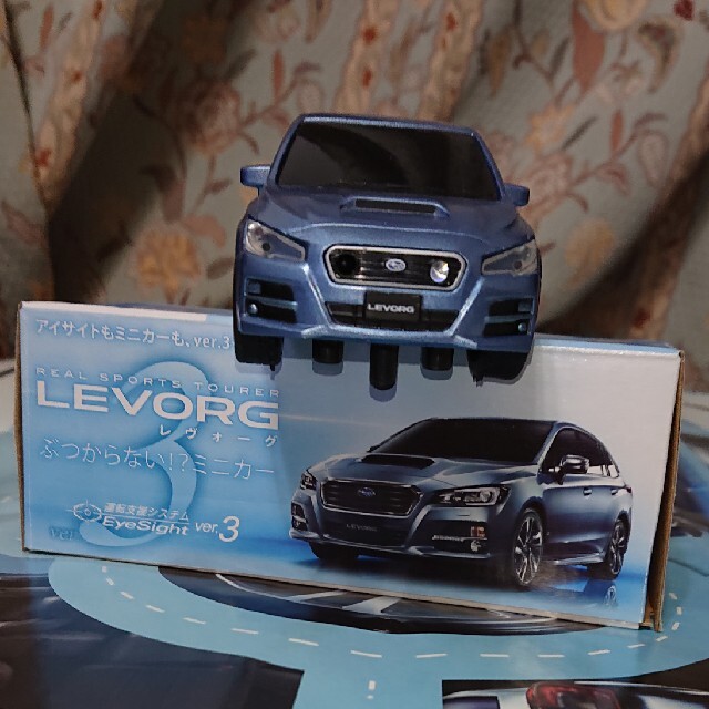 スバル - SUBARU レヴォーグ ぶつからない ミニカー コース付き 非売品