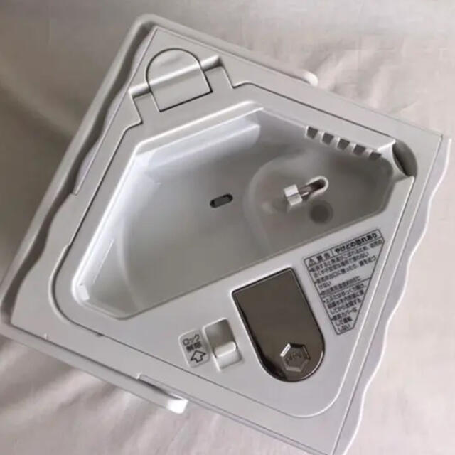 加湿器 ZOJIRUSHI EE-SA30-WE 象印 おしゃれ