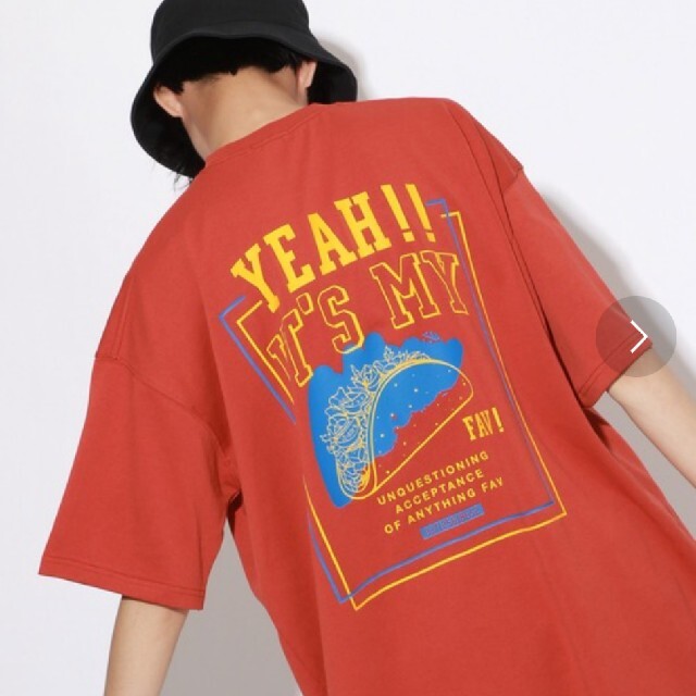 PAGEBOY(ページボーイ)のPAGEBOYLIM　タコスグラフィックＴ レディースのトップス(Tシャツ(半袖/袖なし))の商品写真