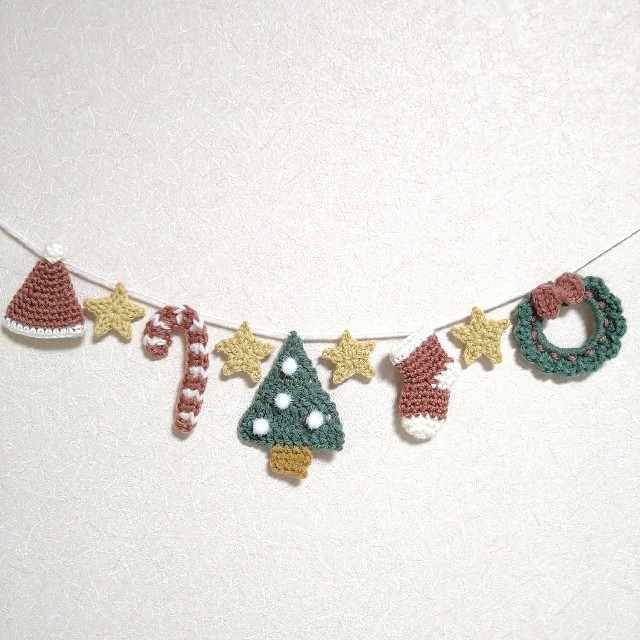 クリスマスガーランド ❋くすみカラー❋　壁面飾り　ツリー　くつ下　リース　星 ハンドメイドのパーティー(ガーランド)の商品写真