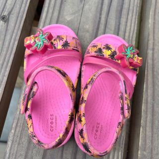 クロックス(crocs)のcrocs pinkサンダル🏝(サンダル)