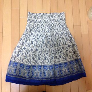 ザラ(ZARA)のZARA＊スカート(ひざ丈スカート)