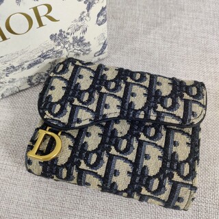 Dior - DIOR 二つ折り財布の通販 by ウーロン茶's shop｜ディオール 