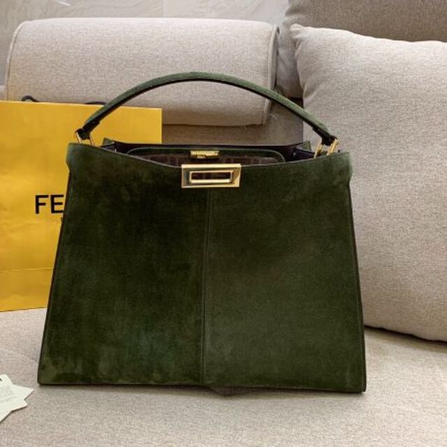 超人気の FENDI バッグ fendi - ハンドバッグ - etoilefc.fr