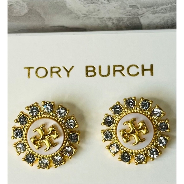 Tory Burch(トリーバーチ)の✨かな様用✨ギフト付✨トリーバーチ　マザーオブパール　ピアス レディースのアクセサリー(ピアス)の商品写真