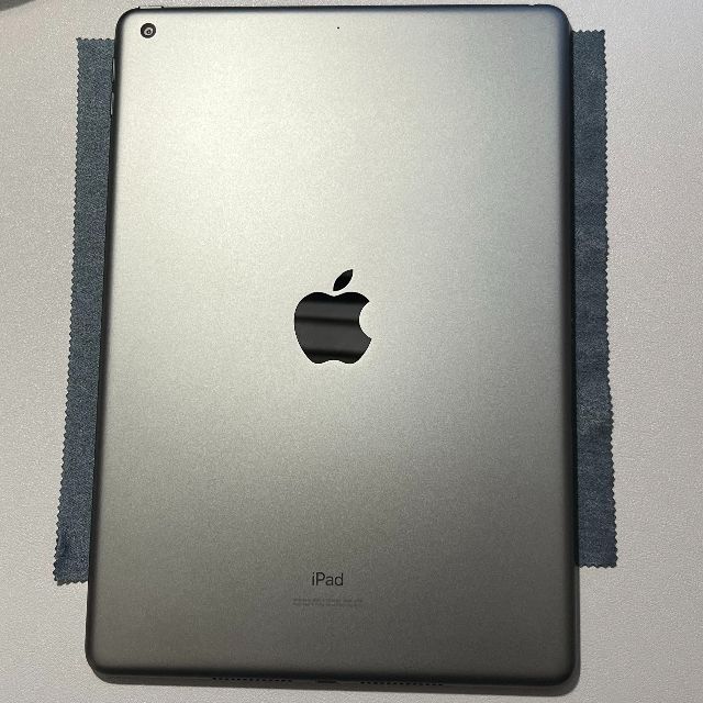 Apple(アップル)のiPad 第7世代 128GB スペースグレイ Wi-Fi 美品 Apple スマホ/家電/カメラのPC/タブレット(タブレット)の商品写真