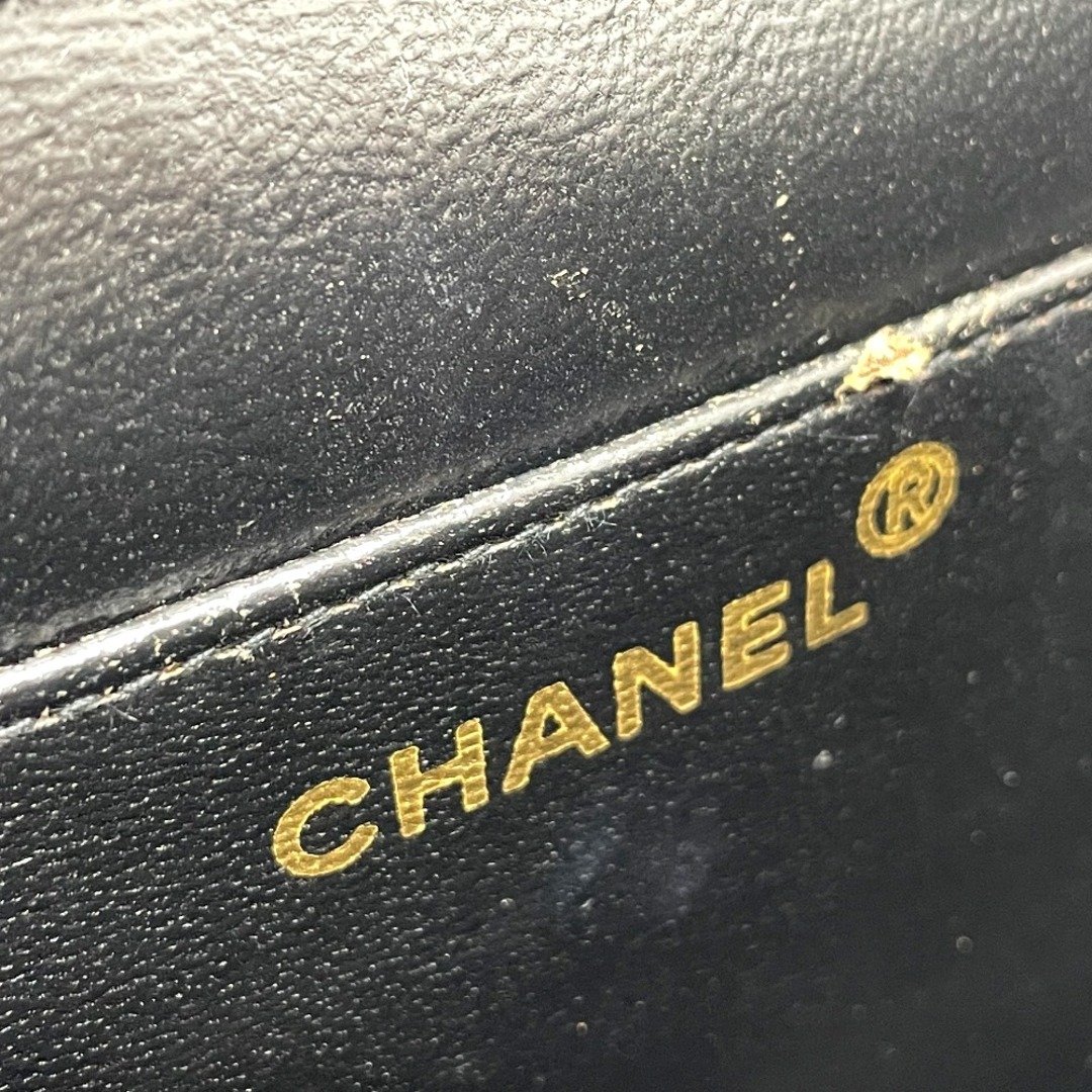 シャネル CHANEL CC ココマーク Vステッチ シェブロン カバン チェーン 2WAY 斜め掛け ショルダーバッグ エナメル/レザー ブラック