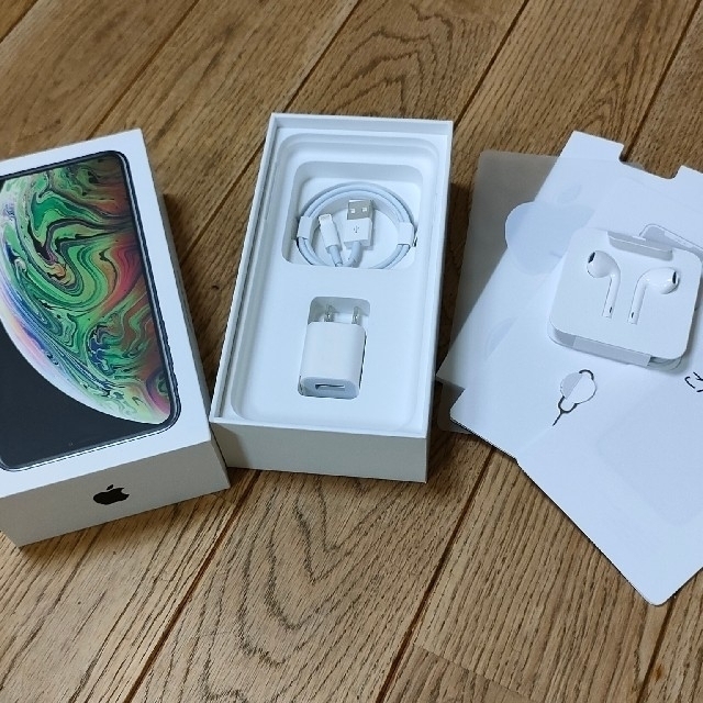 iPhone XS Max 512GB Black (付属品＋オマケ)