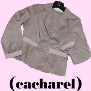 キャシャレル(cacharel)の美品❤キャシャレル❤テーラードジャケット❤グレー❤ピンク❤Cacharel❤無地(テーラードジャケット)