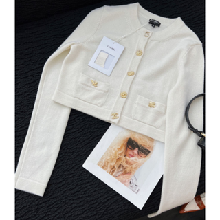 シャネル ニットカーディガンの通販 100点以上 | CHANELを買うならラクマ