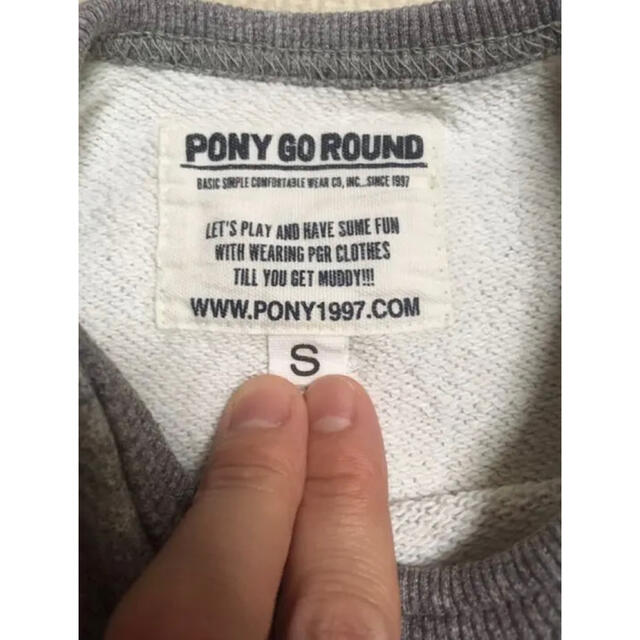 PONY GO ROUND(ポニーゴーラウンド)の☆オシャレ☆  ポニーゴーラウンド トレーナー100センチ♪ キッズ/ベビー/マタニティのキッズ服男の子用(90cm~)(Tシャツ/カットソー)の商品写真