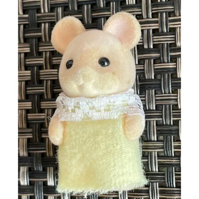 EPOCH - 中古 シルバニアファミリー ピンクねずみの赤ちゃん EPOCH - 中古 シルバニアファミリー ピンクねずみの赤ちゃん