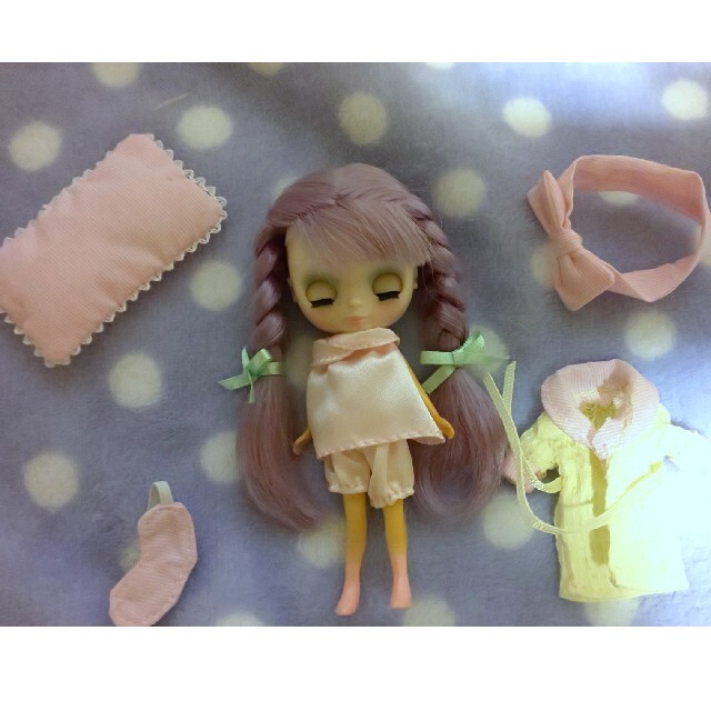 Takara Tomy(タカラトミー)のプチブライス　ピンクパジャマ エンタメ/ホビーのおもちゃ/ぬいぐるみ(その他)の商品写真