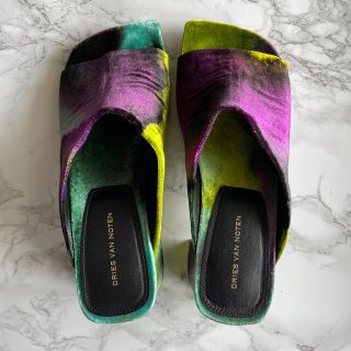 Dries van noten (ドリスヴァンノッテン) ベロア　サンダル