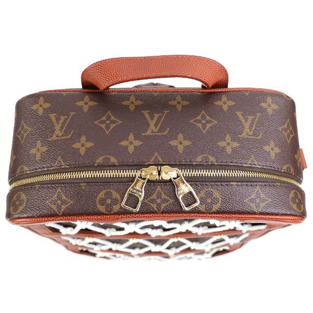 LOUIS VUITTON(ルイヴィトン)のルイヴィトン【LOUIS VUITTON×NBA】M45784シューズ・ボックス メンズのバッグ(バッグパック/リュック)の商品写真