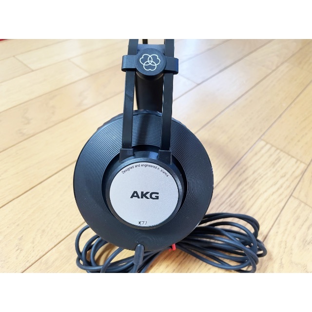 AKG  / K72 密閉型ヘッドホン　３個セット密閉型