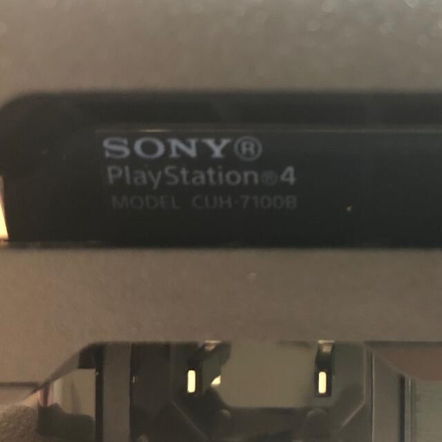 SONY PlayStation4Pro本体 CUH-7100B(1TB)