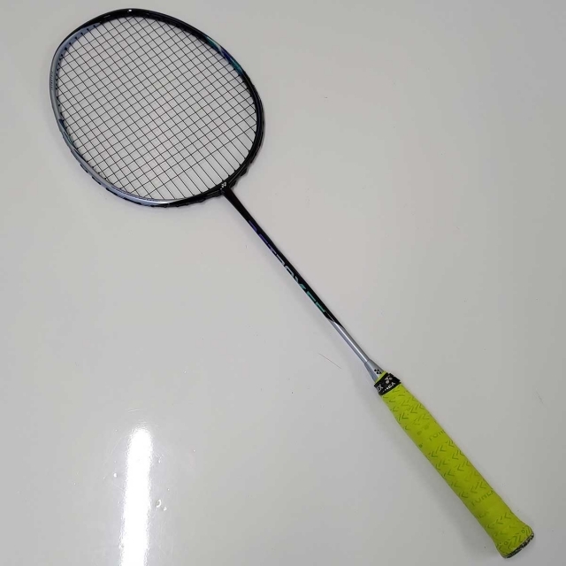 アストロクス55 5UG5 美品  YONEX バドミントン