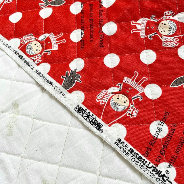 ❤︎SALE⭐️108cm巾×50c⭐️赤ずきんちゃん⭐️キルティング⭐️ ハンドメイドの素材/材料(生地/糸)の商品写真