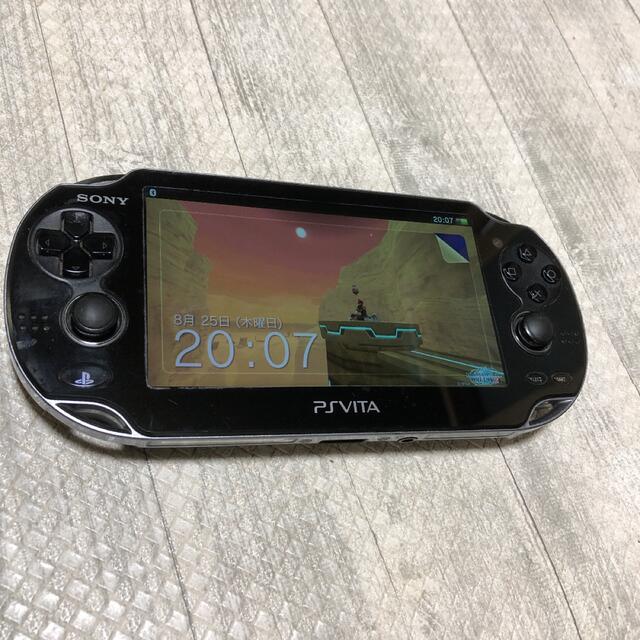 PlayStation Vita(プレイステーションヴィータ)のPlayStation®Vita クリスタル・ブラック Wi-Fiモデル PC… エンタメ/ホビーのゲームソフト/ゲーム機本体(携帯用ゲーム機本体)の商品写真