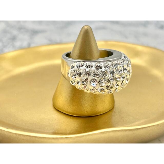 スワロフスキー　クリスタル　デコ　リング　指輪　豪華　ゴージャス　ジュエリー　 レディースのアクセサリー(リング(指輪))の商品写真