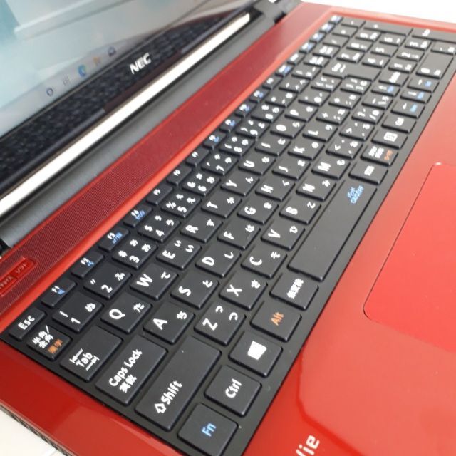 美品!赤】快適高速SSD✨設定済✨すぐに使える薄型ノートパソコン 美品!赤】快適高速SSD✨設定済✨すぐに使える薄型ノートパソコン