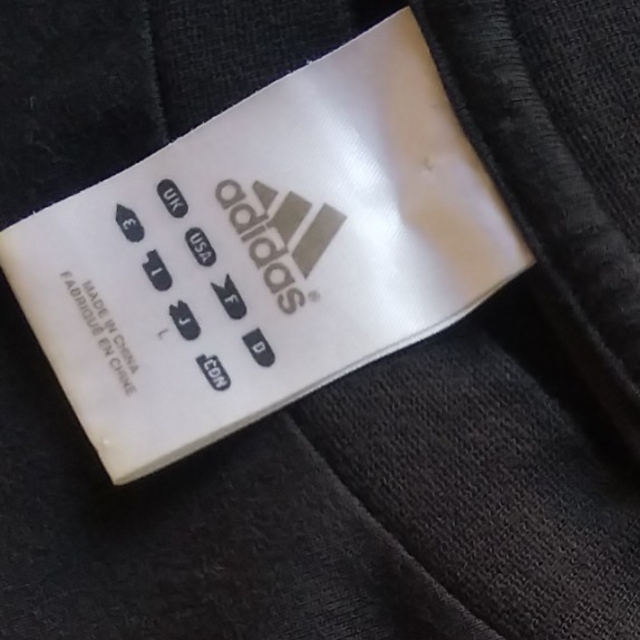 adidas(アディダス)の◆36 レア 当時物 未使用 adidas アディダス 銀 三本線 Tシャツ 黒 メンズのトップス(Tシャツ/カットソー(半袖/袖なし))の商品写真