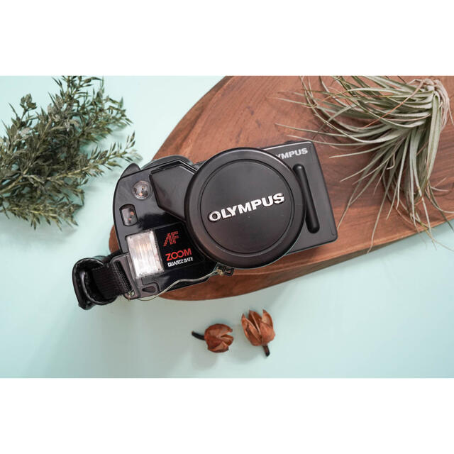 OLYMPUS(オリンパス)の【フィルム付き】Olympus IZM 300　高級ブリッジカメラ スマホ/家電/カメラのカメラ(フィルムカメラ)の商品写真