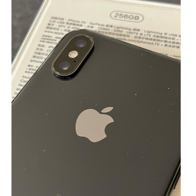 Apple - iPhone xs 256GB 香港 海外 simフリーの通販 by hmc's shop ...
