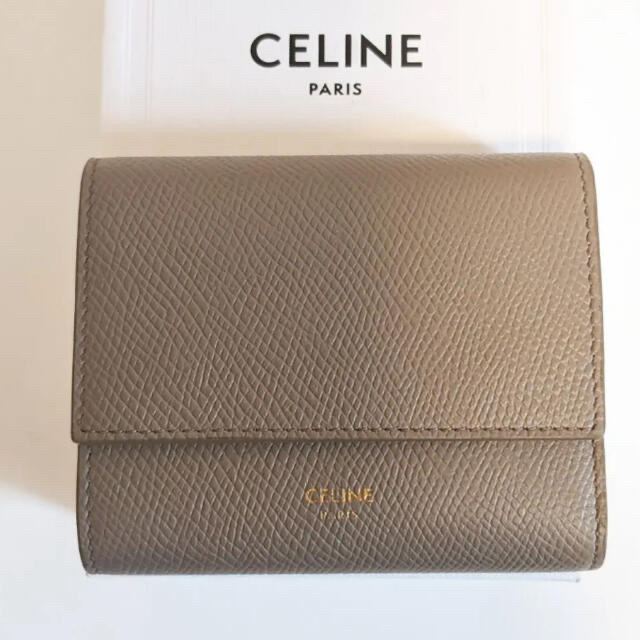 celine(セリーヌ)のCELINE☆セリーヌ☆トリフォールドウォレット レディースのファッション小物(財布)の商品写真